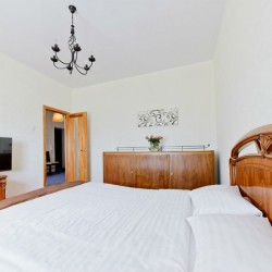 2-комнатная квартира, пр-т Независимости, 40