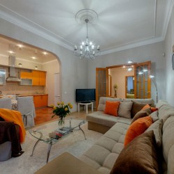 4-комнатная квартира на проспекте Независимости,14