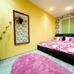 Двухкомнатная квартира на сутки в Минске, ул. Романовская слобода,7