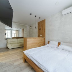 Однокомнатная квартира, ул.Золотая горка 3, (пл. Я.Коласа)